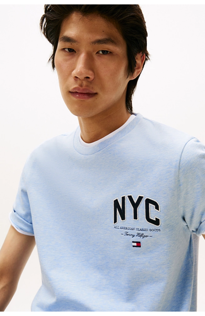 T-shirt athleisure NYC
